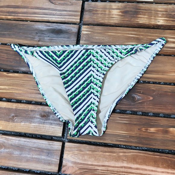BCBGMaxAzria Swim Kelly Tribal Print Bikini Set Medium - Picture 13 of 16